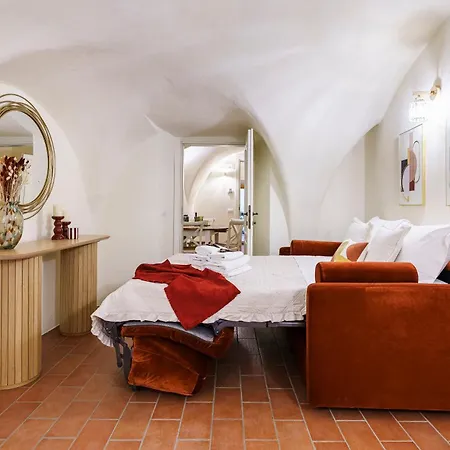Apartmán Ad Borgo Santi Apostoli, *